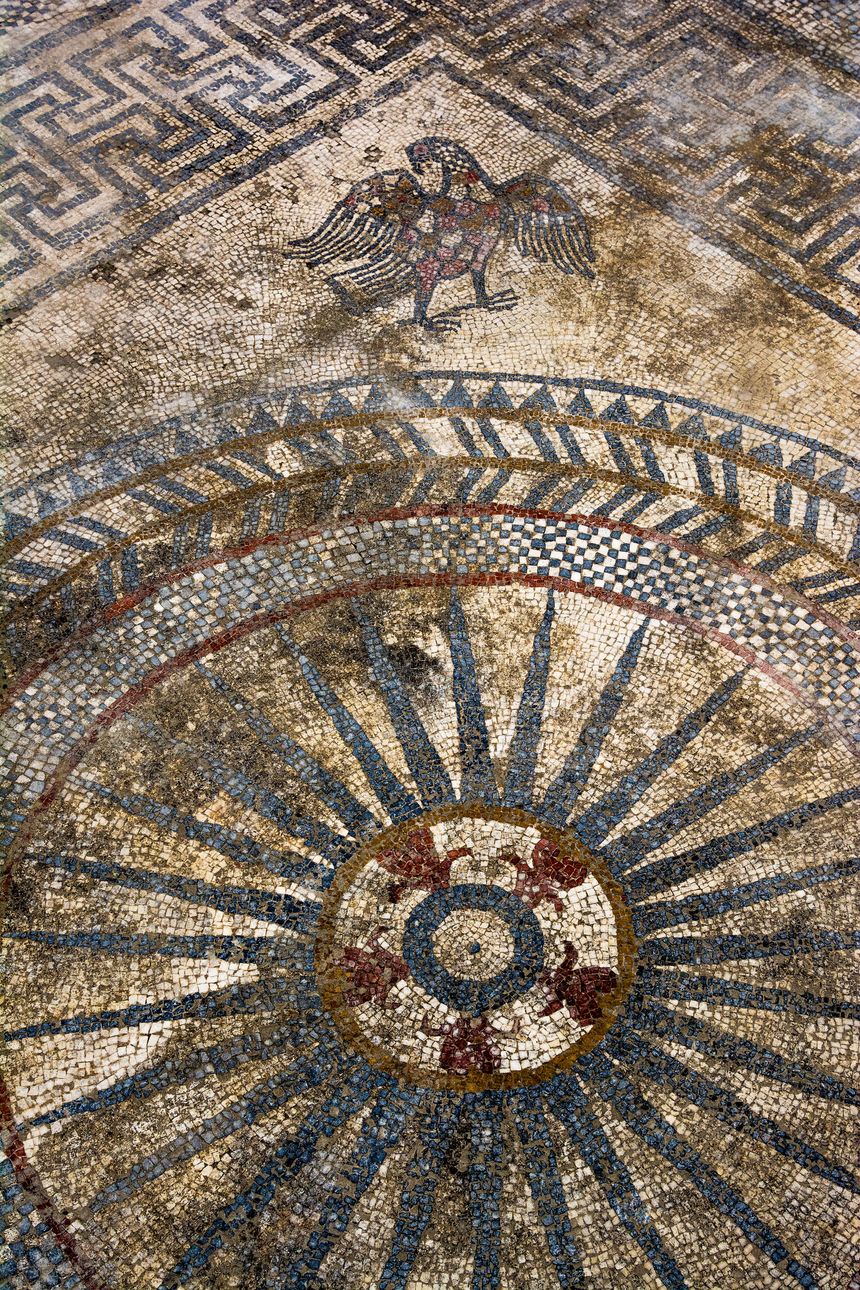 Mosaïques du premier siècle av. notre ère / Uzès