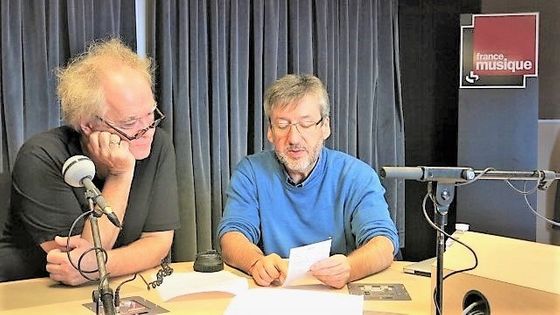 France Musique, studio 131... Le compositeur Michael Jarrell & Arnaud Merlin qui produit l'émission (g. à d.) ©Radio France - Annick Haumier