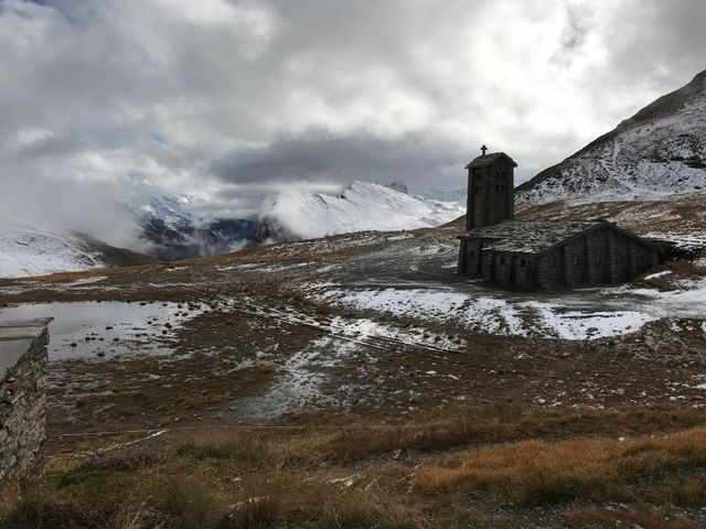 Notre Dame de Toute Prudence, au sommet du Col de l'Iseran