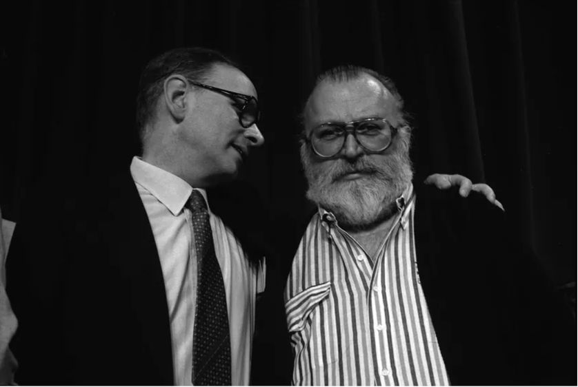 Ennio Morricone et Sergio Leone en mai 1984, conférence de presse de "Il était une fois en Amérique", film hors compétition - 37ème Festival de Cannes