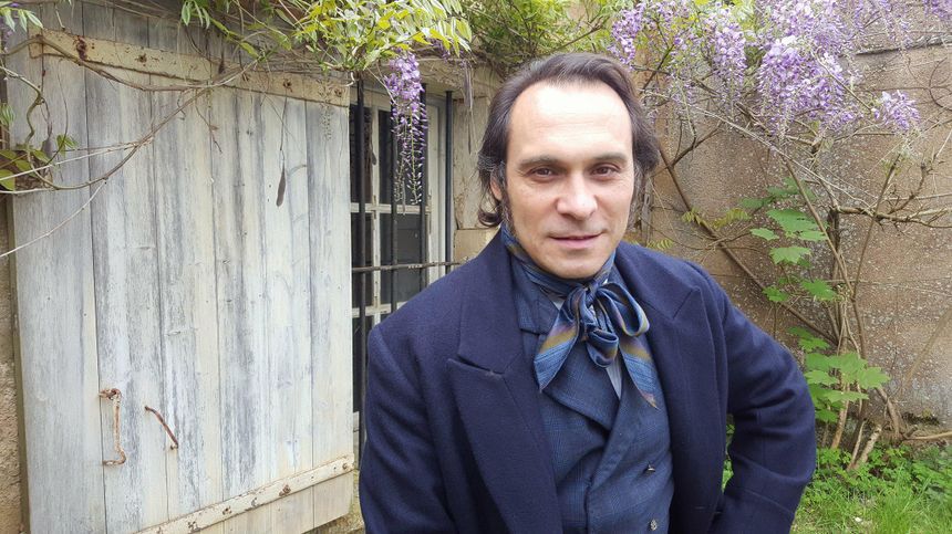 Yannick Choirat incarne Victor Hugo à l'âge de 47 ans