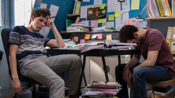 Vincent Lacoste et William Lebghil dans le film "Première année", réalisé Thomas Lilti - Denis Manin / 31 Juin Films