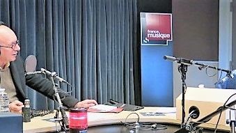 France Musique, studio 131... Bernard Cavanna, compositeur & le producteur, Arnaud Merlin (g. à d.)