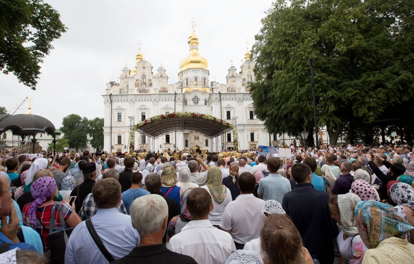 Le Monastère de la Laure d Kiev, convoité par les églises orthodoxes rivales de Kiev et Moscou