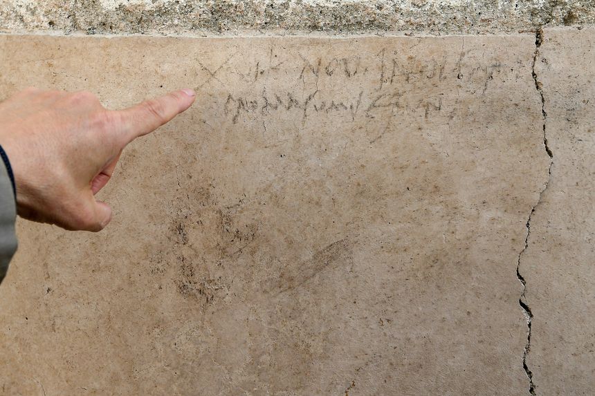 Le graffiti qui questionne la date précise d'éruption du Vésuve