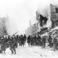 Leningrad après un raid aérien allemand en 1942