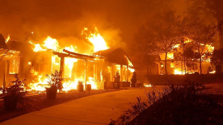 La ville de Paradise en Californie détruite par les flammes