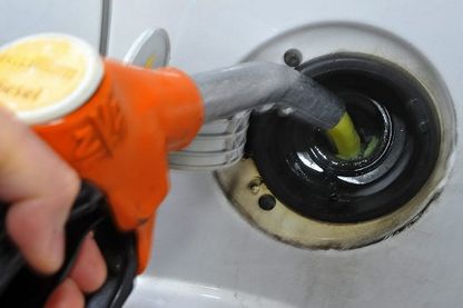 Les automobilistes estiment que les taxes ponctionnent déjà 60 % du prix des carburants Les automobilistes estiment que les taxes ponctionnent déjà 60 % du prix des carburants