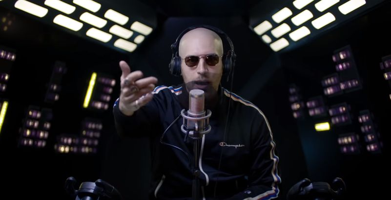 jazzy bazz l che un freestyle de l espace dans son vaisseau jazzy bazz l che un freestyle de l espace dans son vaisseau