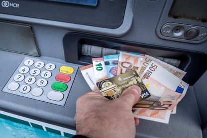 Distributeur de billets Distributeur de billets