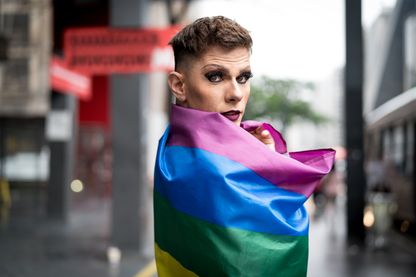 Retour sur l'histoire du magazine Gay et LGBT "Têtu" Retour sur l'histoire du magazine Gay et LGBT "Têtu"