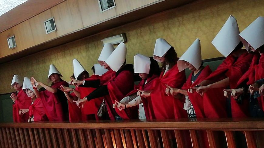 L'association "Non una di meno" (Pas Une de Moins) à la mairie de Vérone, le 13 octobre 2018. Apparue à Rome en 2016, elle s’inspire du mouvement argentin "Ni Una Menos"