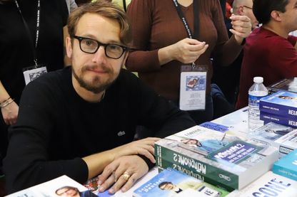 Lorànt Deutsch, écrivain et acteur français, spécialiste dans les livres de vulgarisation sur l'Histoire de France (Foire du Livre de Brive-la-Gaillarde, 2017 in Brive-la-Gaillarde, southwestern France. Lorànt Deutsch, écrivain et acteur français, spécialiste dans les livres de vulgarisation sur l'Histoire de France (Foire du Livre de Brive-la-Gaillarde, 2017 in Brive-la-Gaillarde, southwestern France.