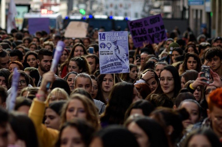 Les lycéennes et étudiantes espagnoles dans les rues pour dénoncer le machisme à l'école
