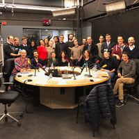 Nicolas Martin entouré de ses invités et de l'équipe de la Méthode scientifique