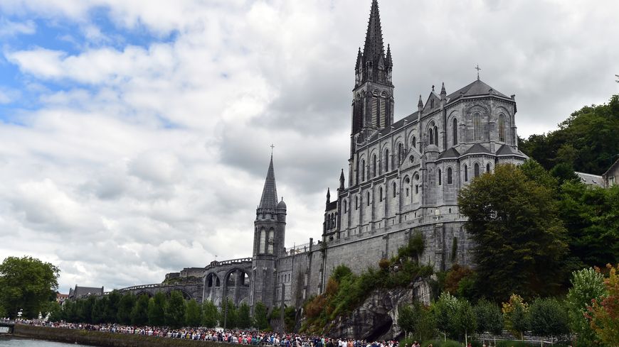 A Lourdes la Conférence des évêques de France se réunit deux fois par an.