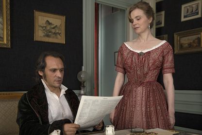 Yannick Choirat et Isabelle Carré dans "Victor Hugo, ennemi d'état" Yannick Choirat et Isabelle Carré dans "Victor Hugo, ennemi d'état"