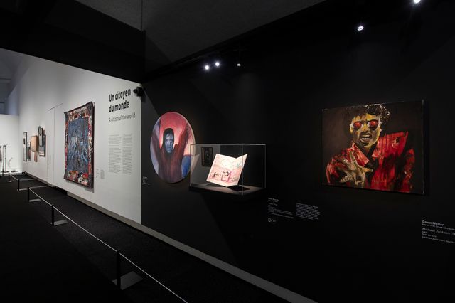 Vue de l’exposition Michael Jackson : On the Wall. Scénographie Agence Clémence Farrell © Rmn-Grand Palais.