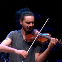 Nemanja Radulović commente et interprète La Chaconne de Bach.