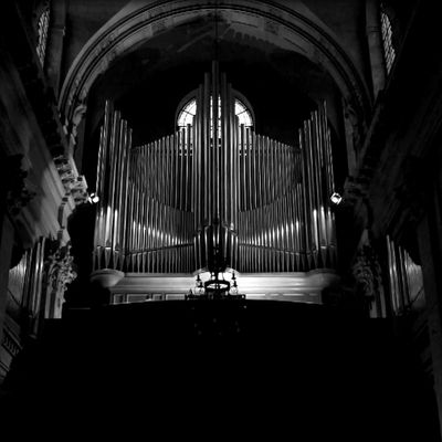 L'orgue de l'Oratoire du Louvre (Paris), où sont interprétées par Augustin Viard (ondes Martenot) et Sarah Kim (orgue) une composition originale ainsi que des musiques de Bach, Mozart et Schumann présentes dans des films de Bergman