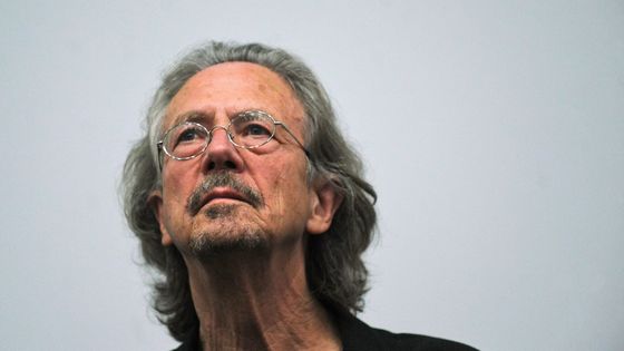 L'auteur autrichien Peter Handke en 2009 au Festival d'Estoril au Portugal. ©AFP - Francisco LEONG