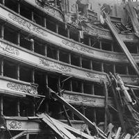 L'intérieur de la Scala, partiellement détruite en 1943 après des bombardements liés à la Seconde Guerre mondiale