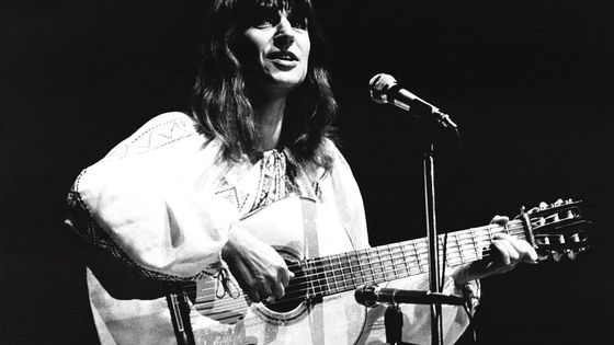 La chanteuse Anne Sylvestre sur scène ©Getty - François Ducasse / Gamma-Rapho