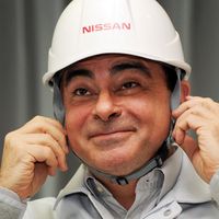 Carlos Ghosn, dit Bichara,et surnommé "Cost Killer", né en 1954 à Porto Velho (Brésil), est un industriel libano-brésilo-français, président-directeur général (PDG) du groupe Nissan - Renault - Mitsubishi
