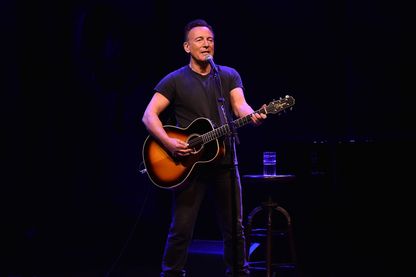 Bruce Springsteen en concert pour la soirée spéciale "Springsteen on Broadway", le 14 mars 2018 à New York ! Bruce Springsteen en concert pour la soirée spéciale "Springsteen on Broadway", le 14 mars 2018 à New York !