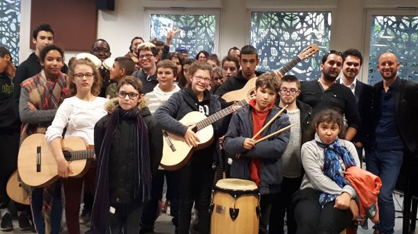 Premier Orchestre à l'école dans un institut médico-éducatif