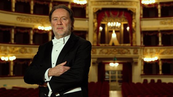 Attila dirigé par Riccardo Chailly pour l'ouverture de la Scala de Milan. En léger différé sur France Musique vendredi, le 07 décembre 2018. Chez Decca : Riccardo Chailly, The Symphony Edition (55 CD) - photo by Brescia & Amisano / Filarmonica della Scala