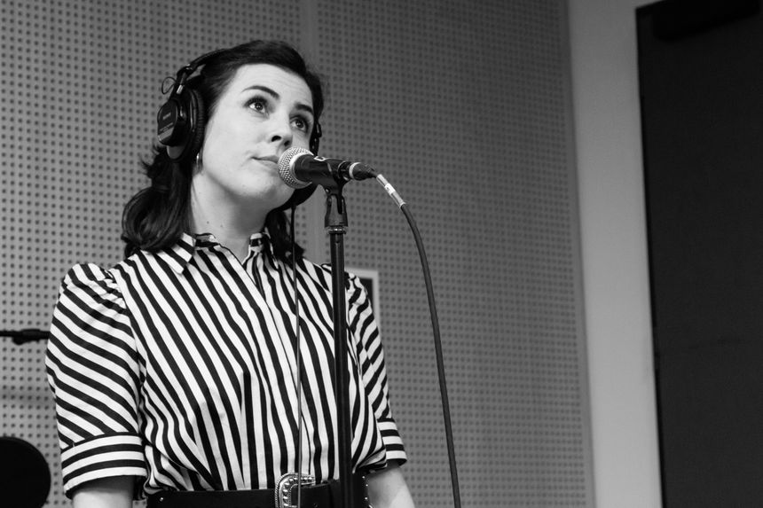 Rose Betty Klub - Bleu Hérault Live
