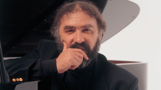 Radu Lupu, pianiste : l'intégrale de ses enregistrements réunie en un coffret (Decca) - photo by Mary Robert / Decca