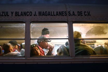Carnets de voyage, du Mexique aux États-Unis, avec les migrants. Un reportage de Nathanaël Charbonnier et Laurent Macchietti Carnets de voyage, du Mexique aux États-Unis, avec les migrants. Un reportage de Nathanaël Charbonnier et Laurent Macchietti