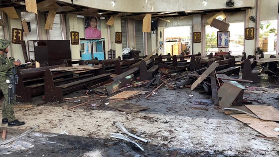 Deux bombes ont explosé pendant l'office religieux à Jolo, une île du sud des Philippines ©AFP - HANDOUT