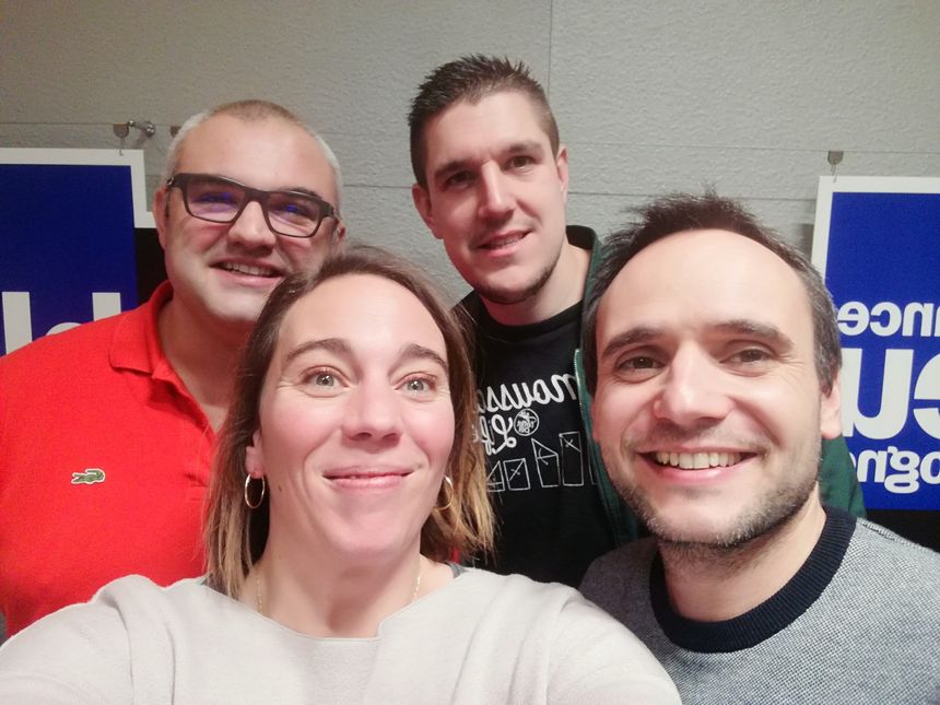 De gauche à droite et de haut en bas: Julien et Robin et Marie-Cécile et Julien