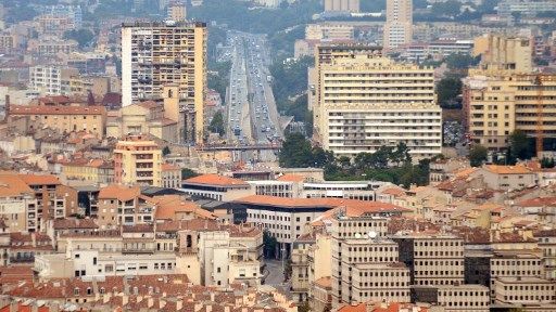 Le 5 novembre 2018, deux immeubles du centre-ville de Marseille, dans le quartier populaire de Noailles, s'effondrent brutalement, provoquant la mort de huit personnes. ©AFP - GERARD JULIEN