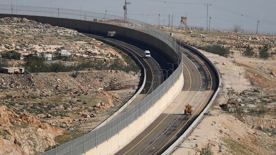La "route israélienne de l'apartheid" en Cisjordanie ©Maxppp - Abir Sultan