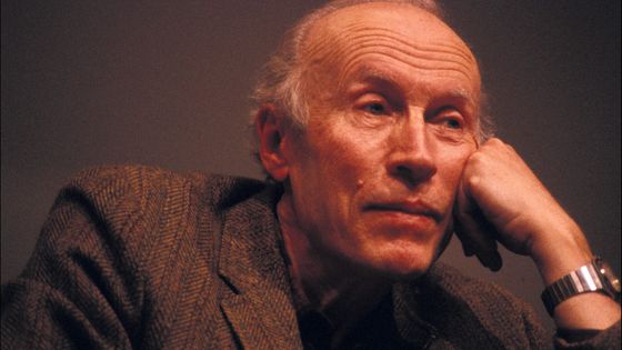 Eric Rohmer à Beaubourg, Paris, en 1986 ©AFP - Mohamed LOUNES / Contributeur