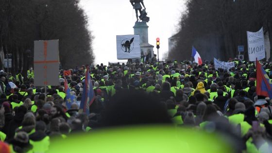 Manifestation de "Gilets jaunes" à Angers ©AFP - LOIC VENANCE / AFP