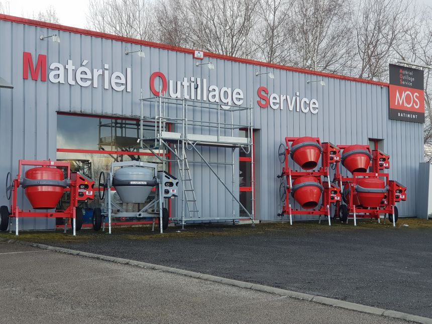 La façade de l'entreprise MOS en zone nord à Limoges