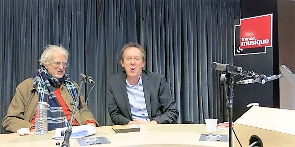 France Musique, studio 131... Cinéaste et cinéphile, Bertrand Tavernier & Le producteur Benoît Duteurtre (g. à d.)