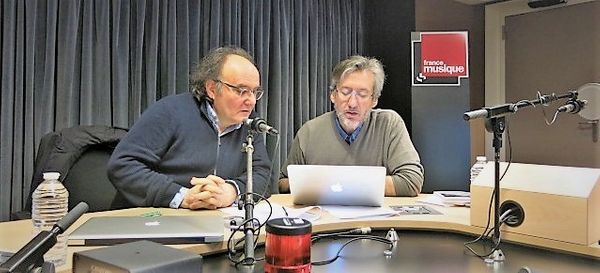France Musique, studio 131... Le compositeur José Manuel López López & Arnaud Merlin, producteur de l'émission (g. à d.)
