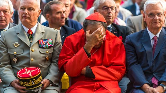 Attitude de Monseigneur Philippe Barbarin archevêque de Lyon lors des céremonies du voeu des Echevins à la Basilique de Fourvière à Lyon le 8 septembre 2017, France. ©Getty - Robert DEYRAIL/Gamma-Rapho