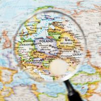Si l’est et l’ouest de l’union européenne arrivent à s’entendre, si le groupe de Visegrad et plus généralement les pays d’Europe centrale et orientale poursuivent le mouvement d’intégration, l’espace européen aura peut-être trouvé une forme durable.