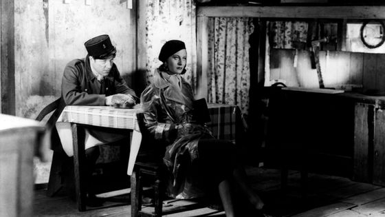 "Le Quai des brumes" de Marcel Carné et Jacques Prévert, sorti en 1938 - © 1938 STUDIOCANAL. Tous droits réservés