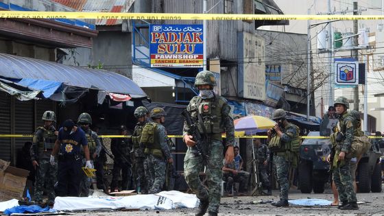 Dimanche 27 janvier 2019, un double attentat, revendiqué par le groupe Etat islamique, a été perpétré durant la messe de la cathédrale de Jolo, dans l'archipel de Sulu, aux Philippines. ©AFP - NICKEE BUTLANGAN
