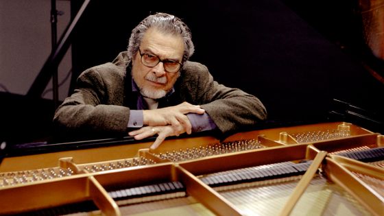 Leon Fleisher en 2015. Ses albums Epic, Columbia Masterworks et Sony Classical réunis en un coffret (2018 - Sony Classical) - photo by eli Turner