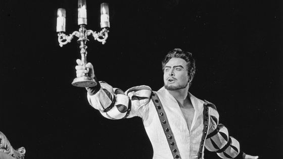 Theo Adam dans le rôle-title de 'Don Giovanni', 1964. ©Getty - Schöne/ullstein