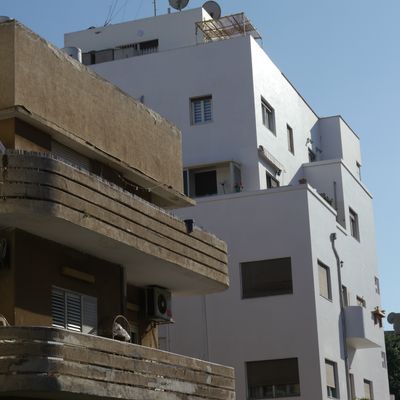 Immeubles à Tel Aviv lors 100ème anniversaire du Bauhaus - juillet 2018